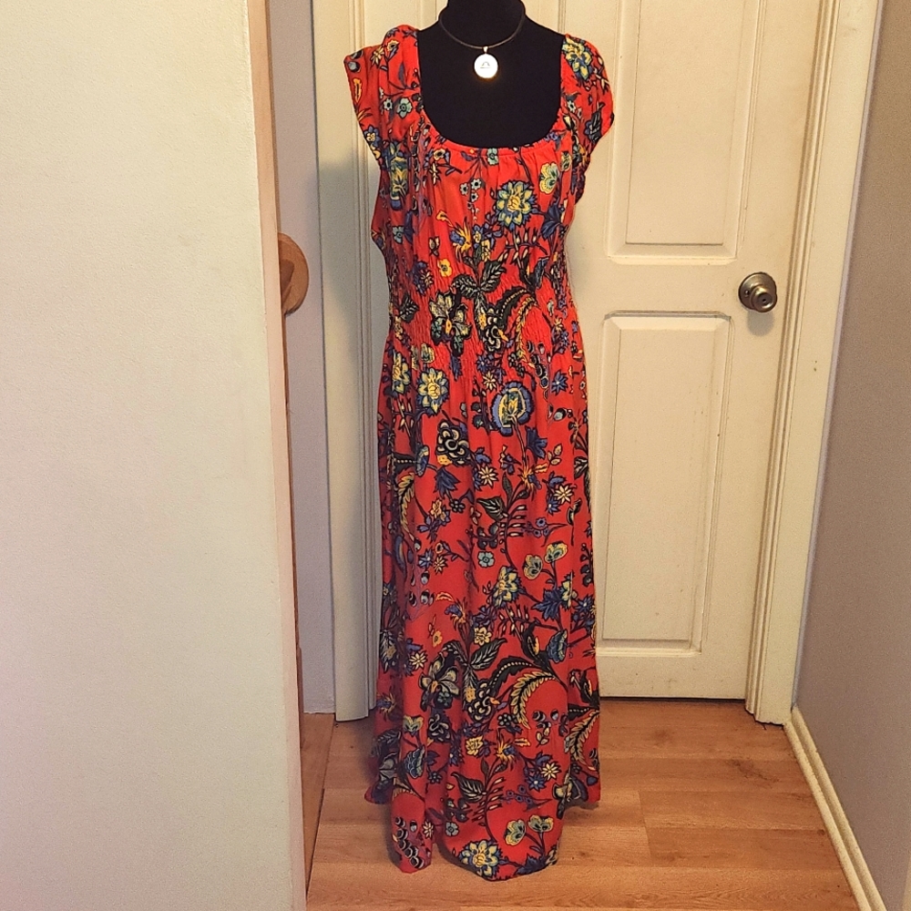 FISTY MAXI DRESS SIZE XXL